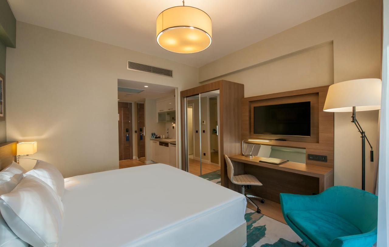 The Superior Living Batisehir Apartment Истанбул Екстериор снимка