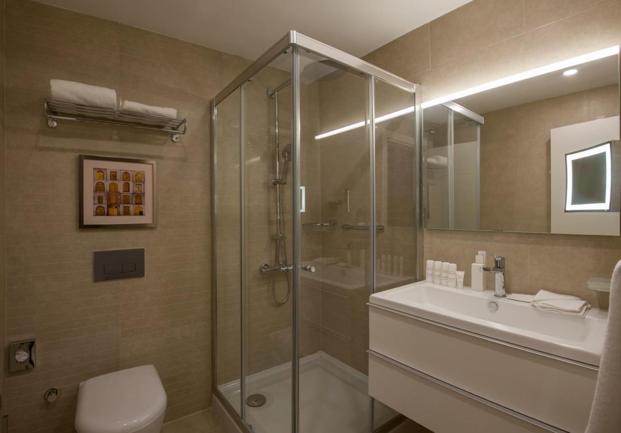 The Superior Living Batisehir Apartment Истанбул Екстериор снимка